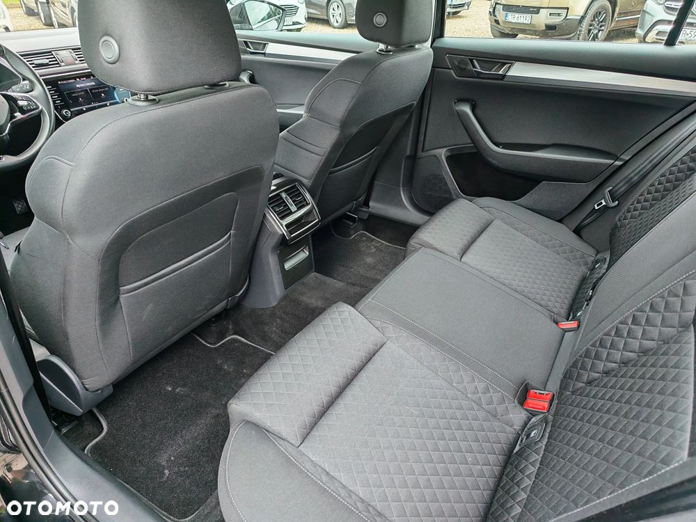 Skoda Superb 1.5 TSI Ambition DSG - 24