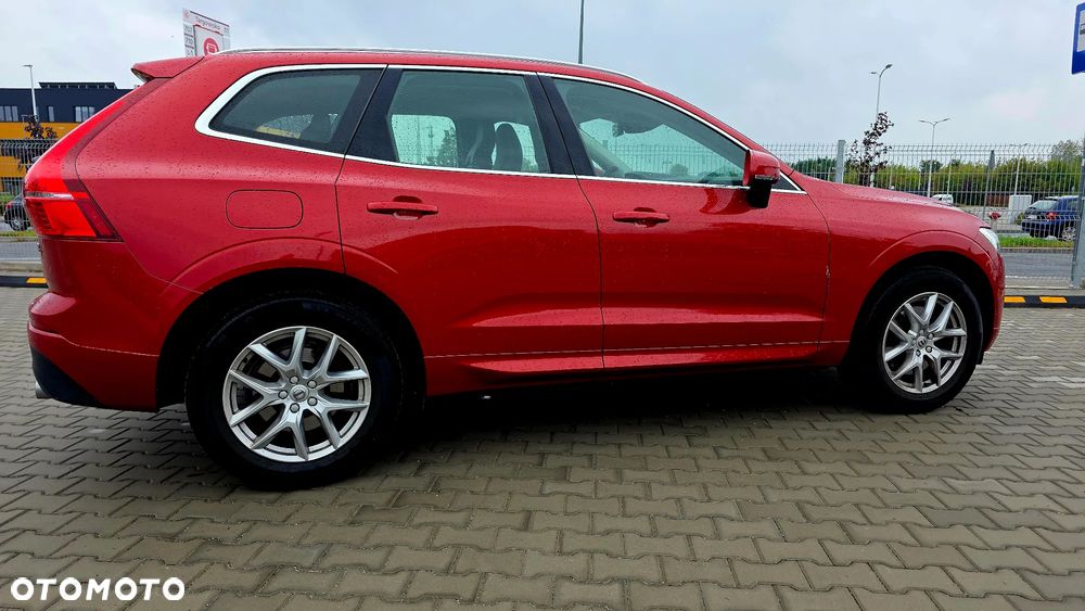 Volvo XC 60 T4 Momentum Pro - 2