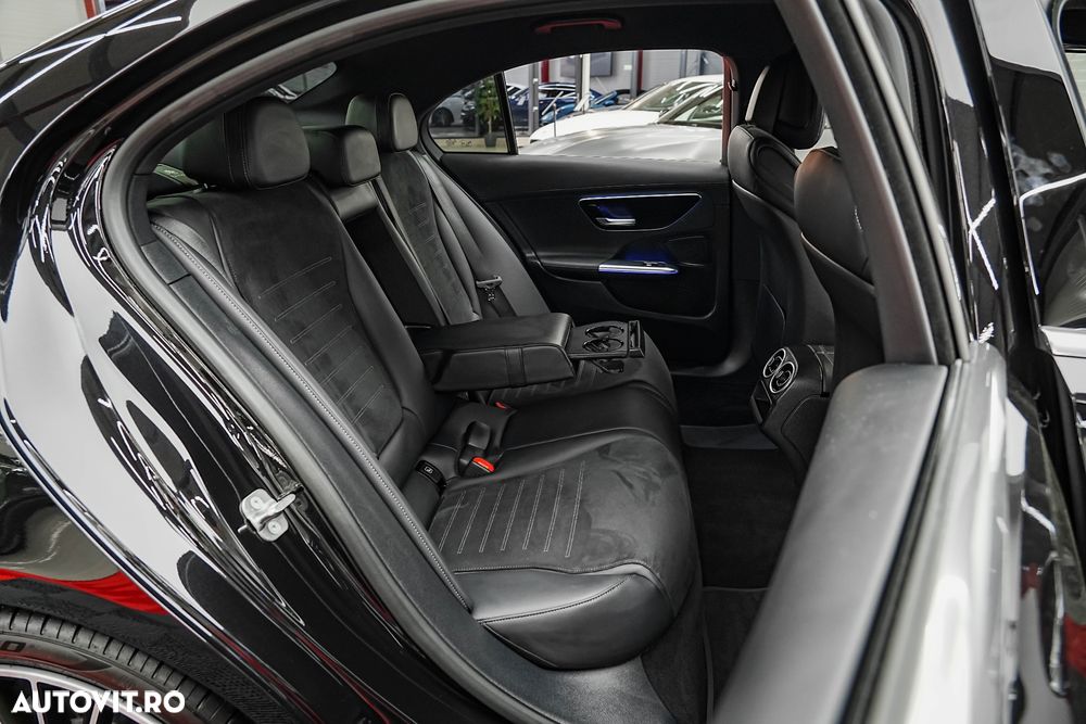 Mercedes-Benz C 200 9G-TRONIC AMG Line - 4