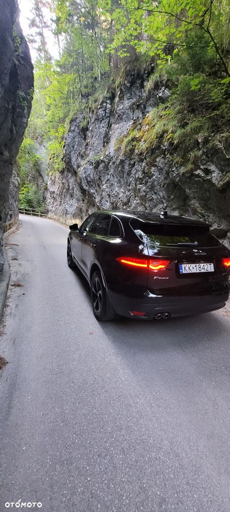 Jaguar F-Pace 2.0 i4D AWD Prestige - 9