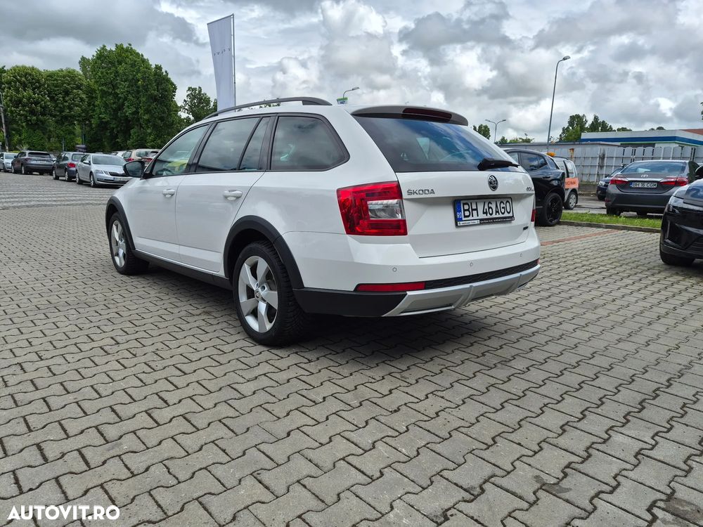 Skoda Octavia 1.8 TSI 4x4 DSG Scout - 11