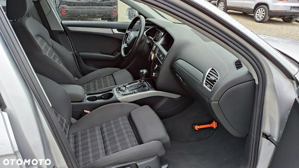 Audi A4 Avant - 23