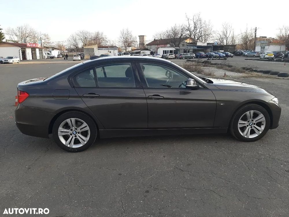 BMW Seria 3 316d Aut. Sport Line - 14