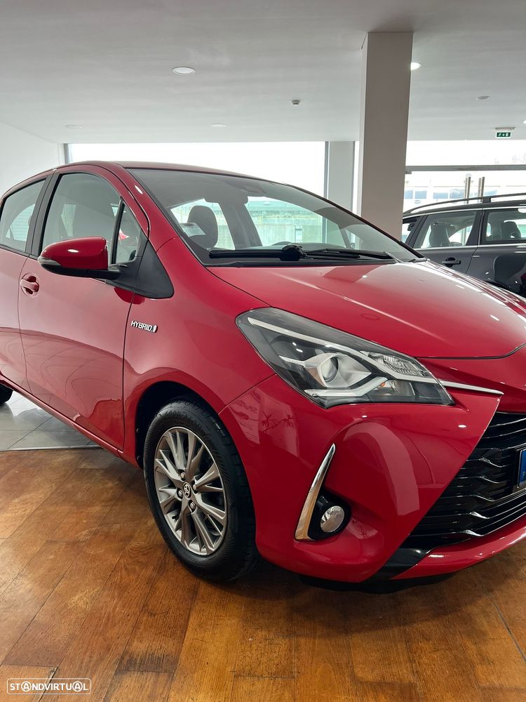 Toyota Yaris 1.5 HSD Comfort +P.Style+P.Techno - 16