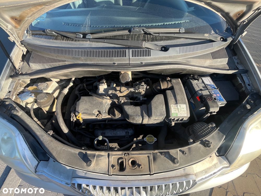 Kia Picanto 1.1 (els4) - 8