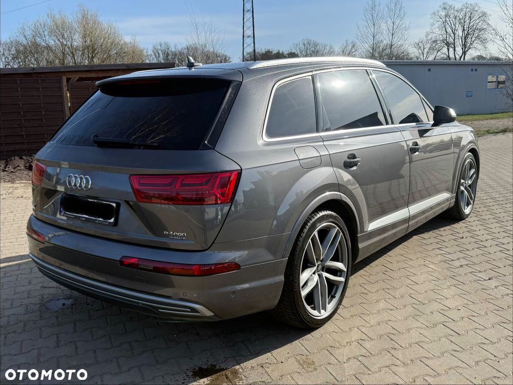 Audi Q7 - 4