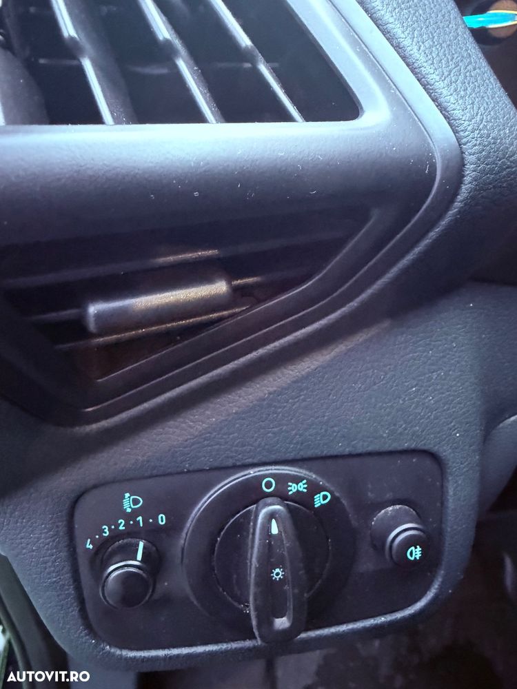 Ford C-Max 1.6 TDCi DPF Titanium - 14
