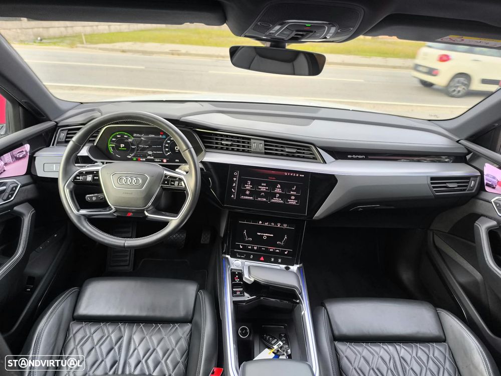 Audi e-tron 55 quattro S line - 40