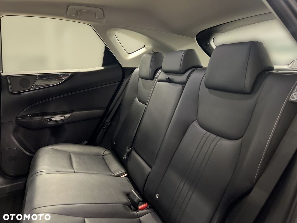 Lexus NX 350h Business AWD - 13