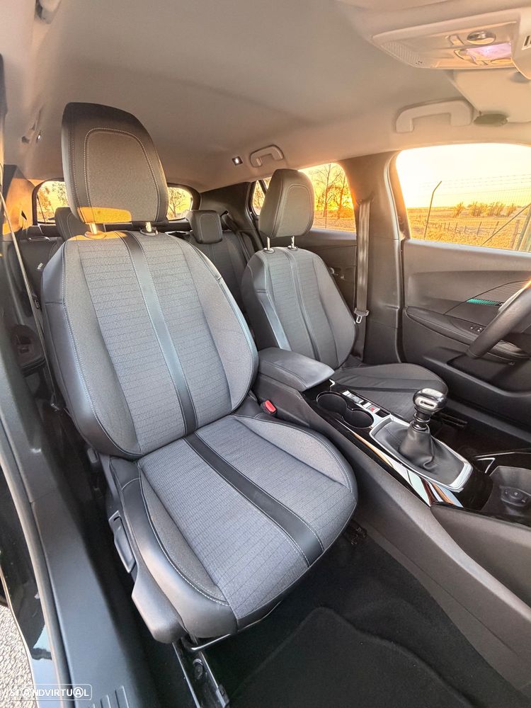 Peugeot 2008 1.2 PureTech Allure Pack - 10