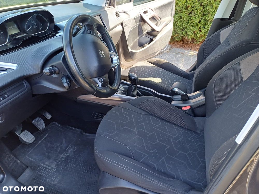 Peugeot 2008 PureTech 110 Style - 11