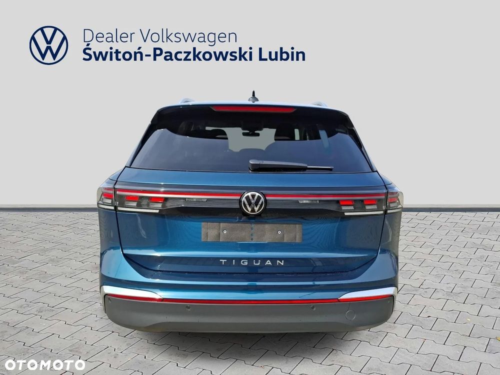 Volkswagen Tiguan - 4