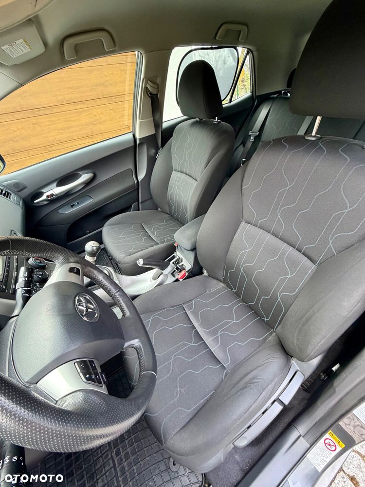 Toyota Auris 1.33 VVT-i Active - 8