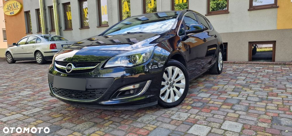 Opel Astra 1.4 Turbo Cosmo - 13