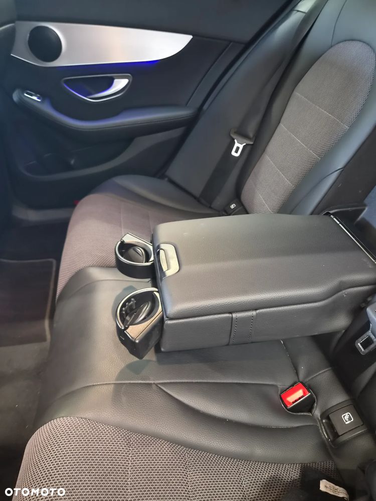 Mercedes-Benz Klasa C 200 d 9G-TRONIC Avantgarde - 25