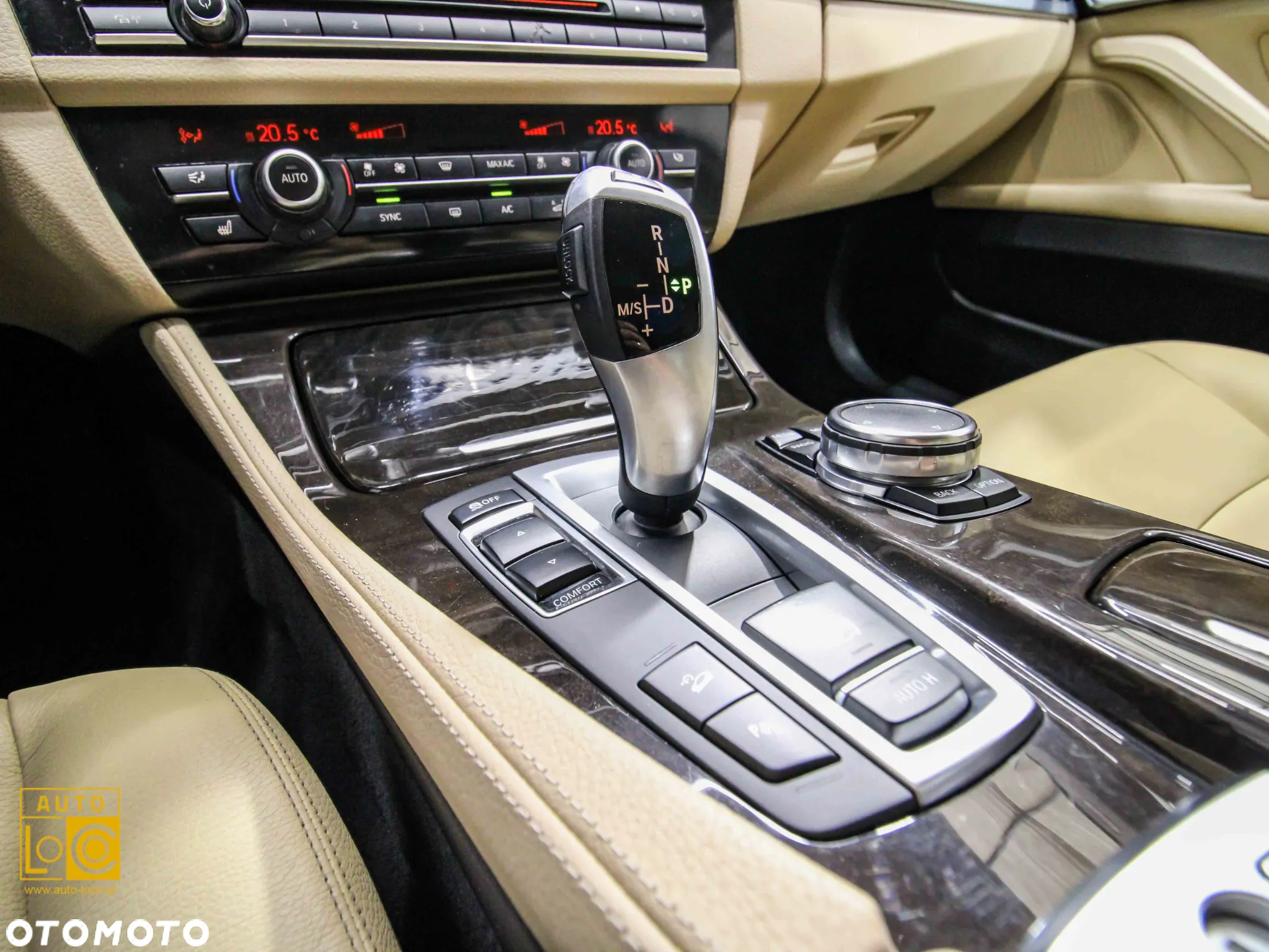 BMW Seria 5 520d xDrive Luxury Line - 26