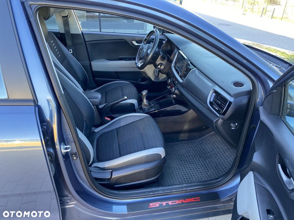 Kia Stonic - 13