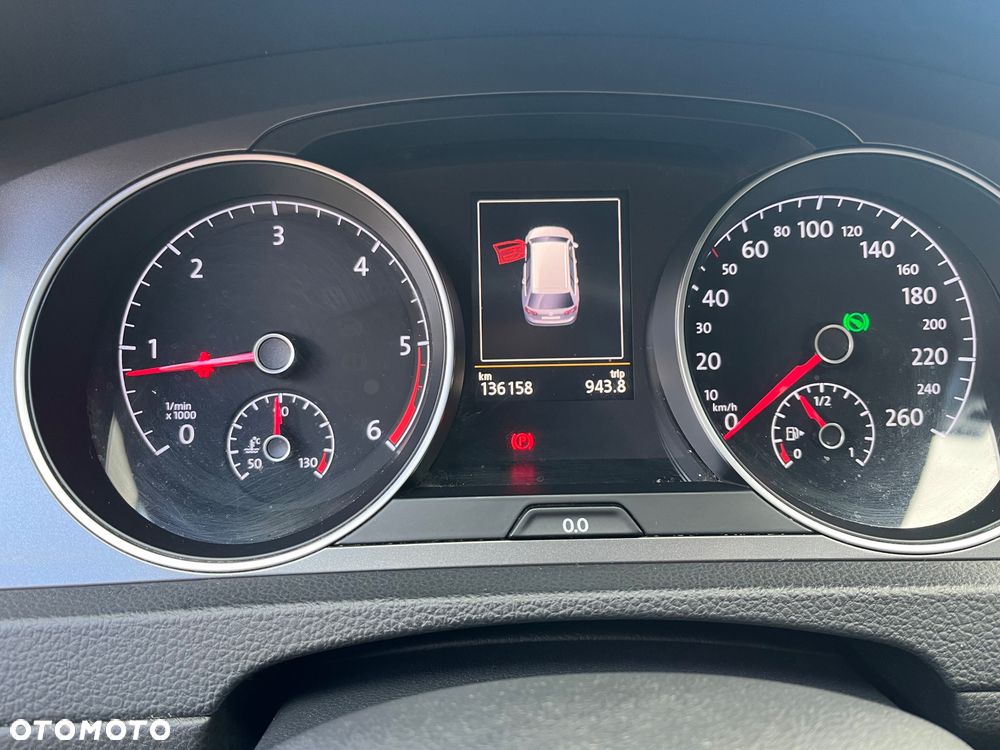 Volkswagen Golf - 13
