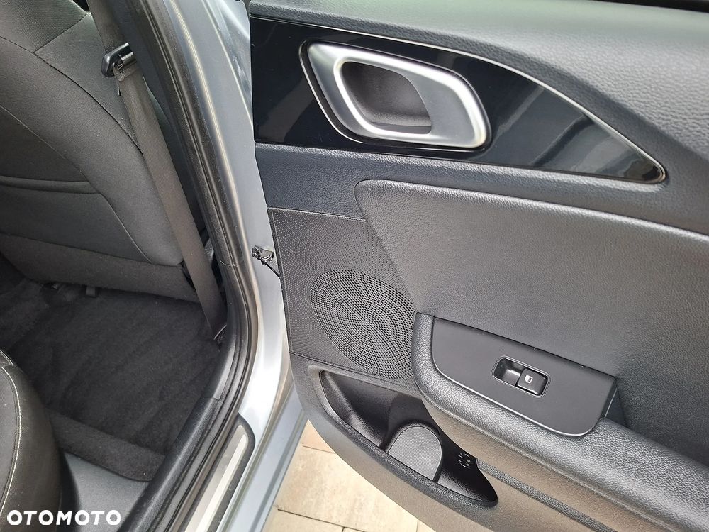 Kia Ceed 1.6 CRDi DCT GT Line - 23