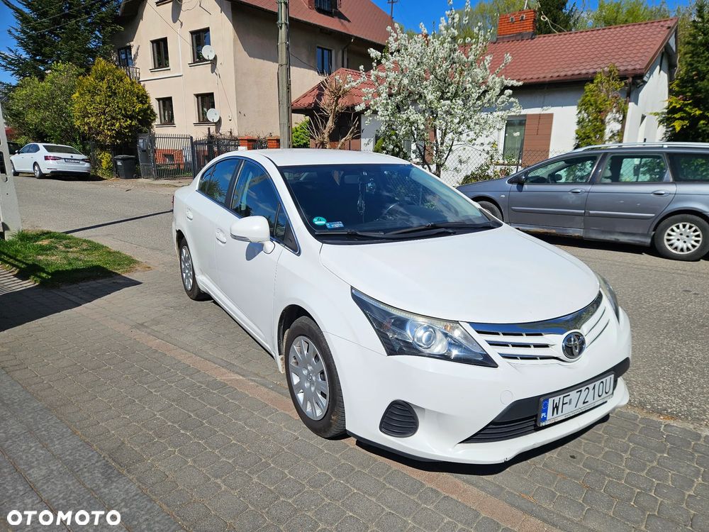 Toyota Avensis 1.6 Active - 5