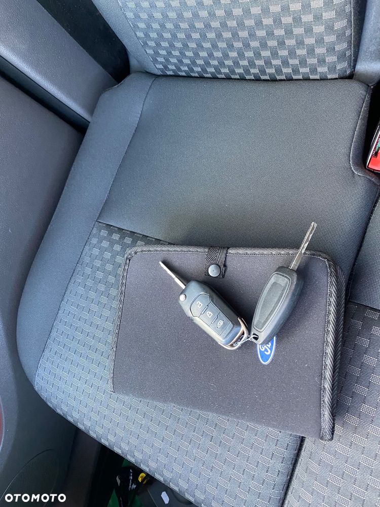 Ford TRANSIT CONNECT - 21