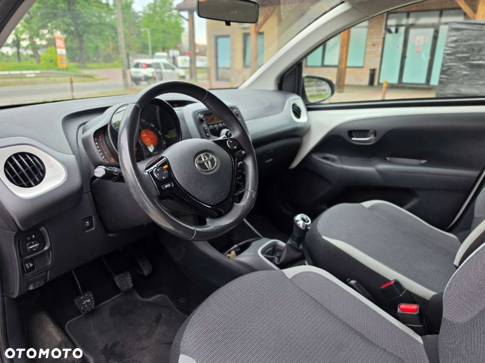 Toyota Aygo - 13