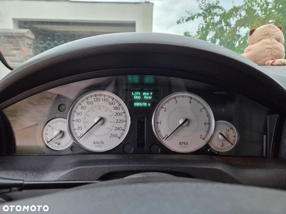 Chrysler 300C 3.0 V6 CRD - 9