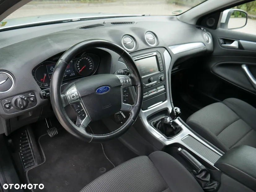 Ford Mondeo 2.0 TDCi Titanium - 11