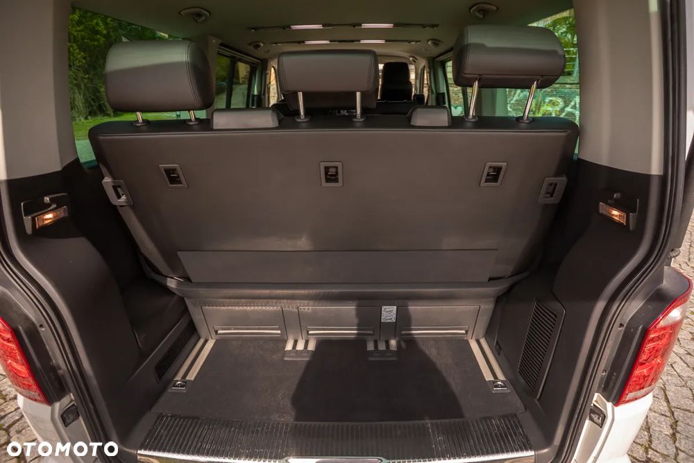 Volkswagen Multivan 2.0 TDI L1 Highline DSG - 23