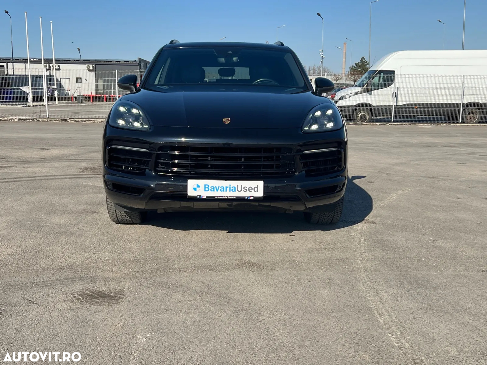Porsche Cayenne - 4