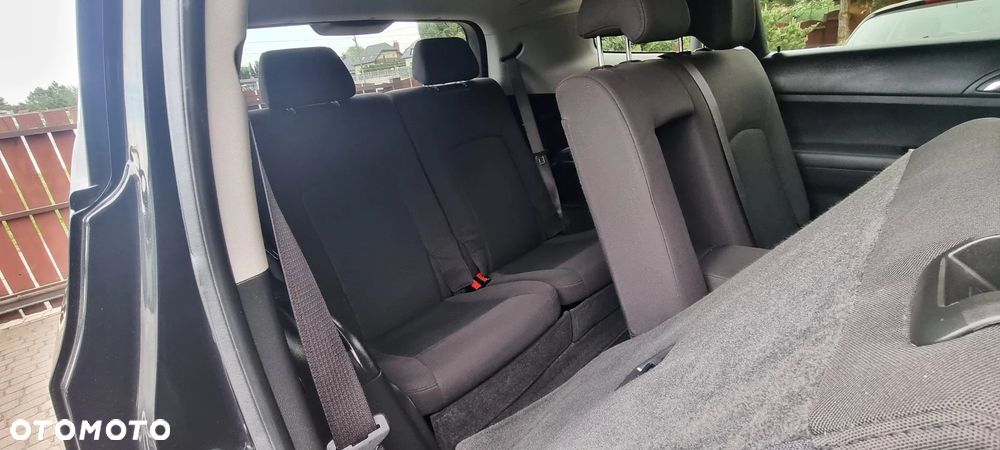 Chevrolet Orlando - 29