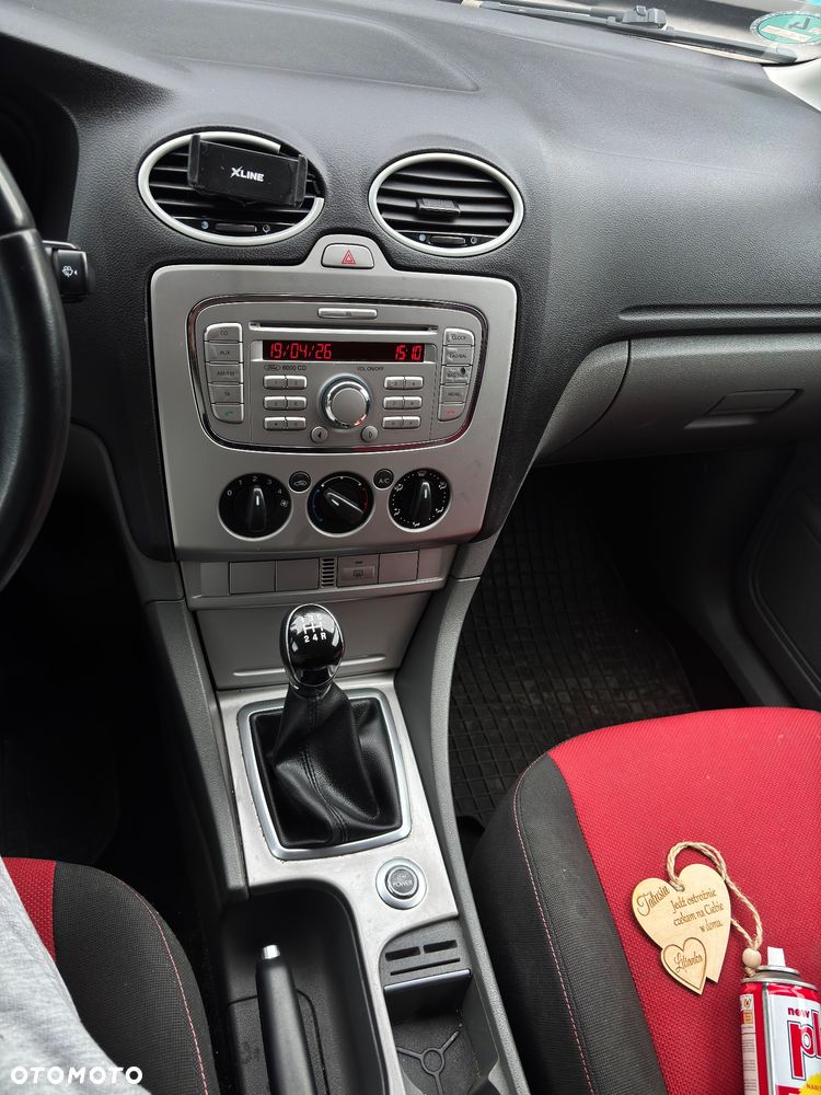 Ford Focus 1.6 Ti-VCT Trend - 13