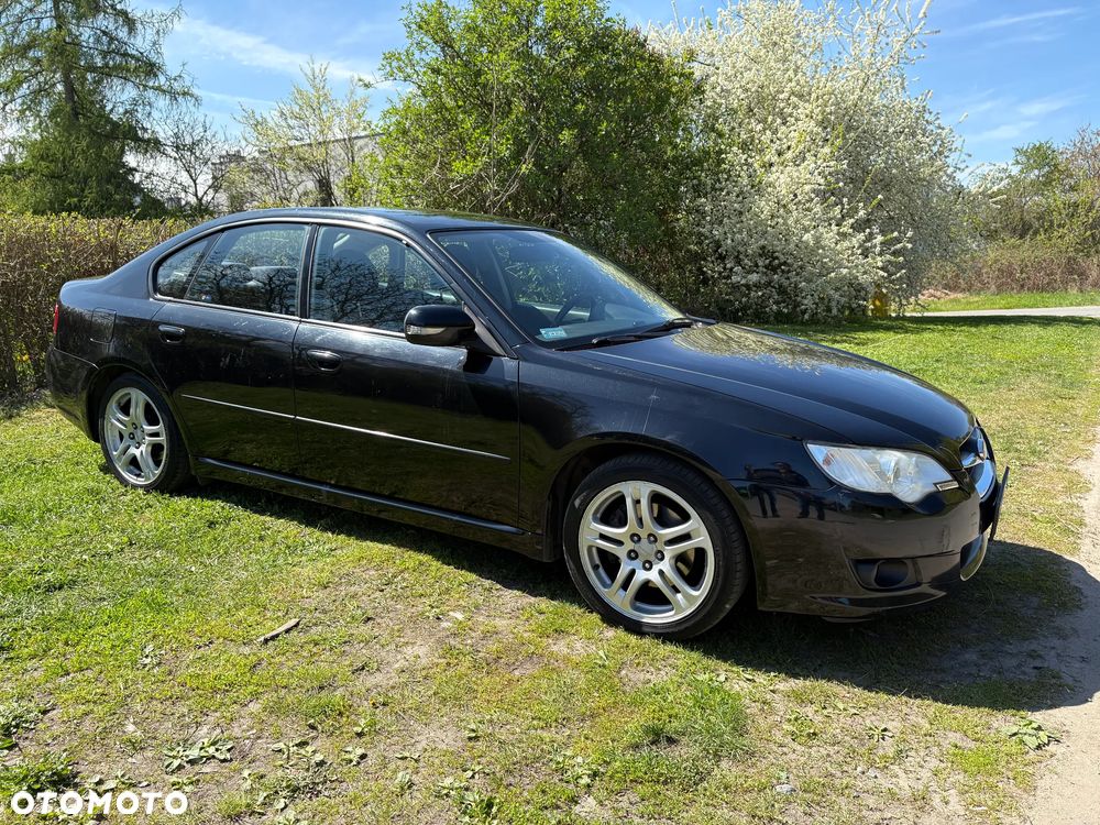 Subaru Legacy 2.0R Trend - 6