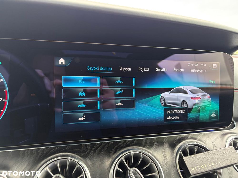 Mercedes-Benz Klasa E AMG 53 4-Matic+ 9G-TRONIC - 28