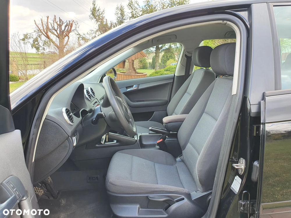 Audi A3 Sportback 2.0 TDI DPF Attraction - 15