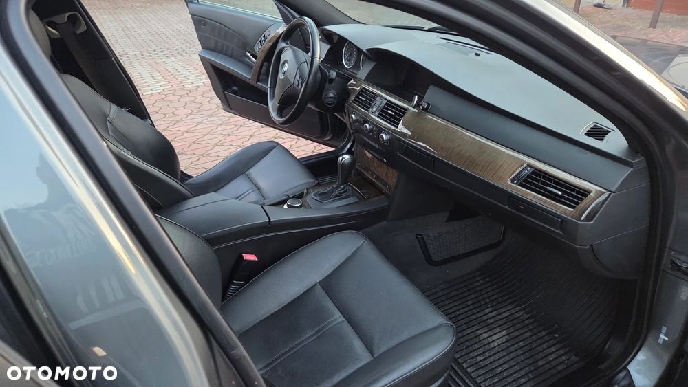BMW Seria 5 - 25