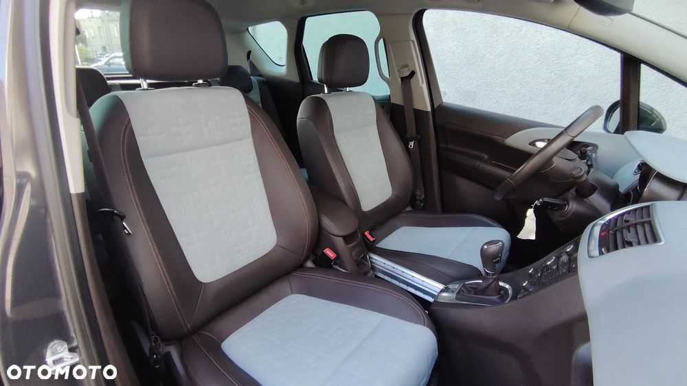Opel Meriva 1.4 T Cosmo - 24