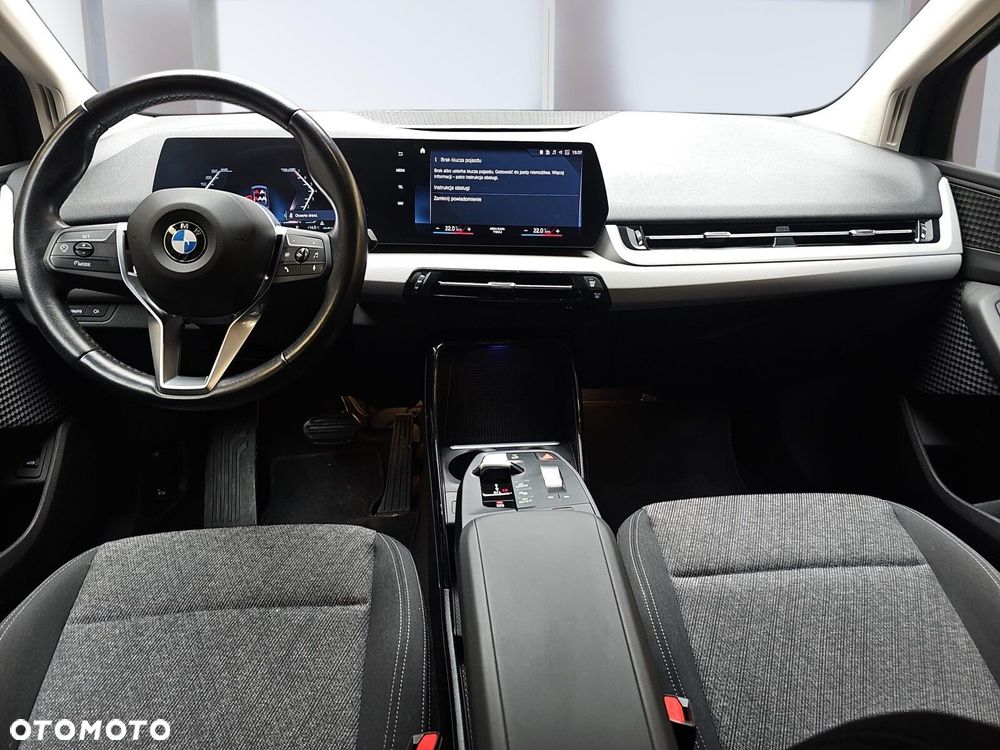 BMW Seria 2 218i - 8