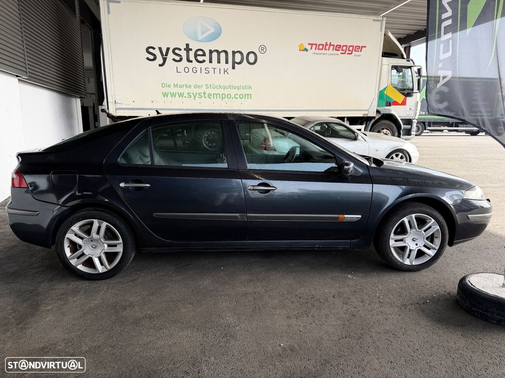 Renault Laguna 1.9 dCi Dynamique - 10
