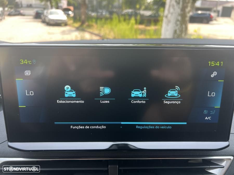 Peugeot 3008 1.6 Hybrid Allure e-EAT8 - 43