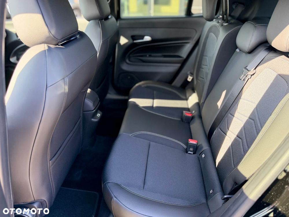 Jeep Avenger 1.2 T3 mHEV Summit FWD eDCT6 - 25