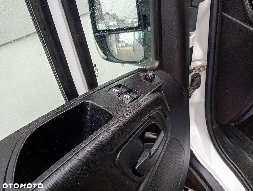 Iveco Daily 35S16 V - 12