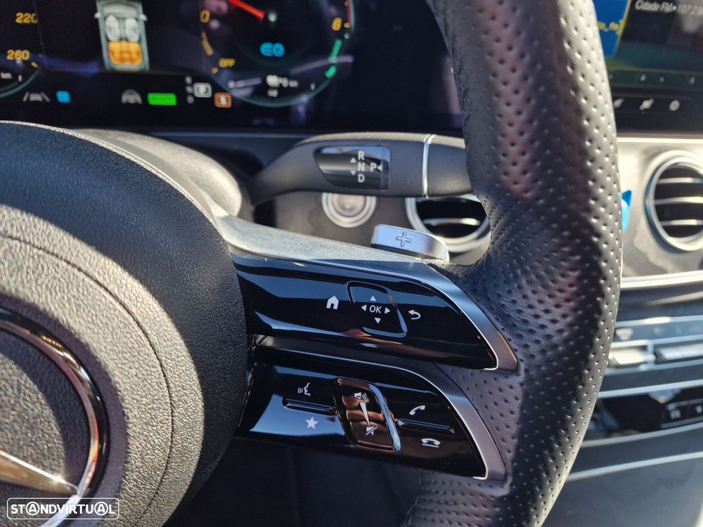 Mercedes-Benz E 300 de AMG Line - 25