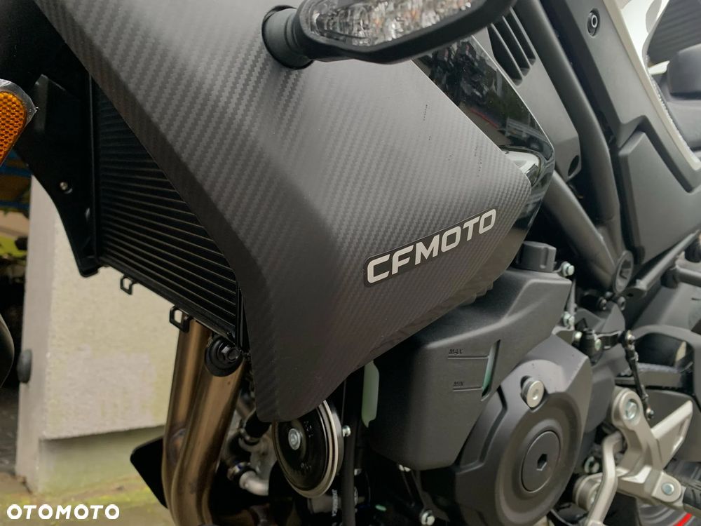 CFMoto NK - 11