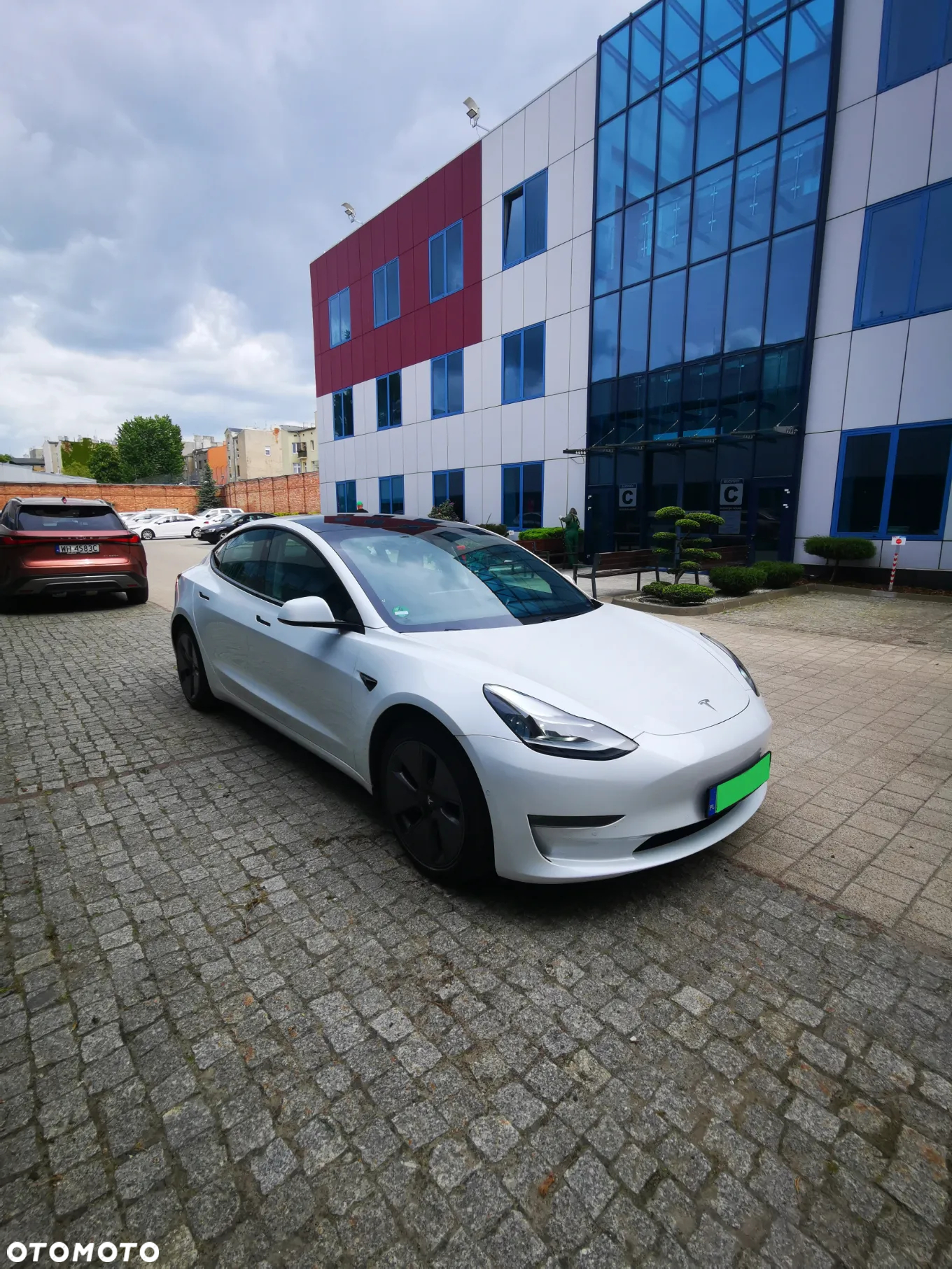 Tesla Model 3 - 13