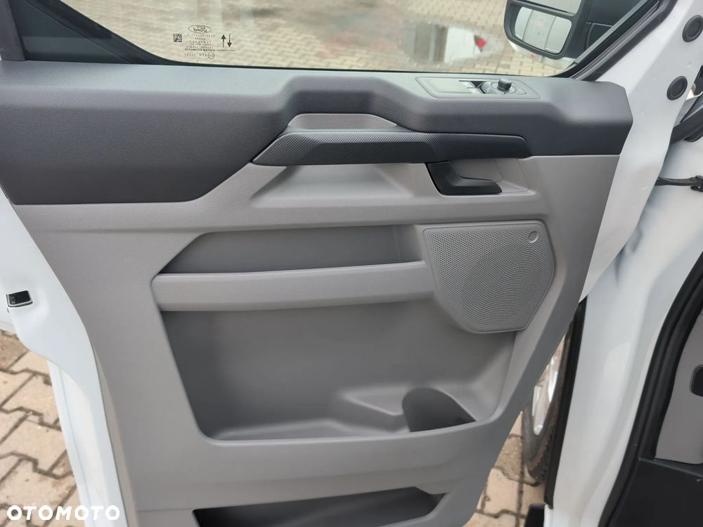 Ford Transit Custom - 10