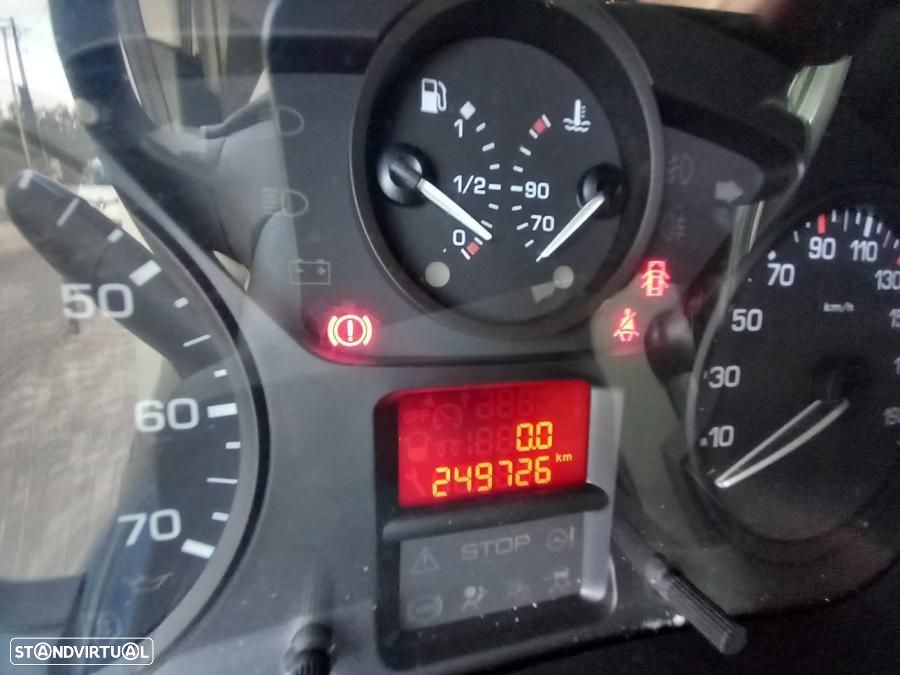Peugeot Partner 1.6 hdi - 5
