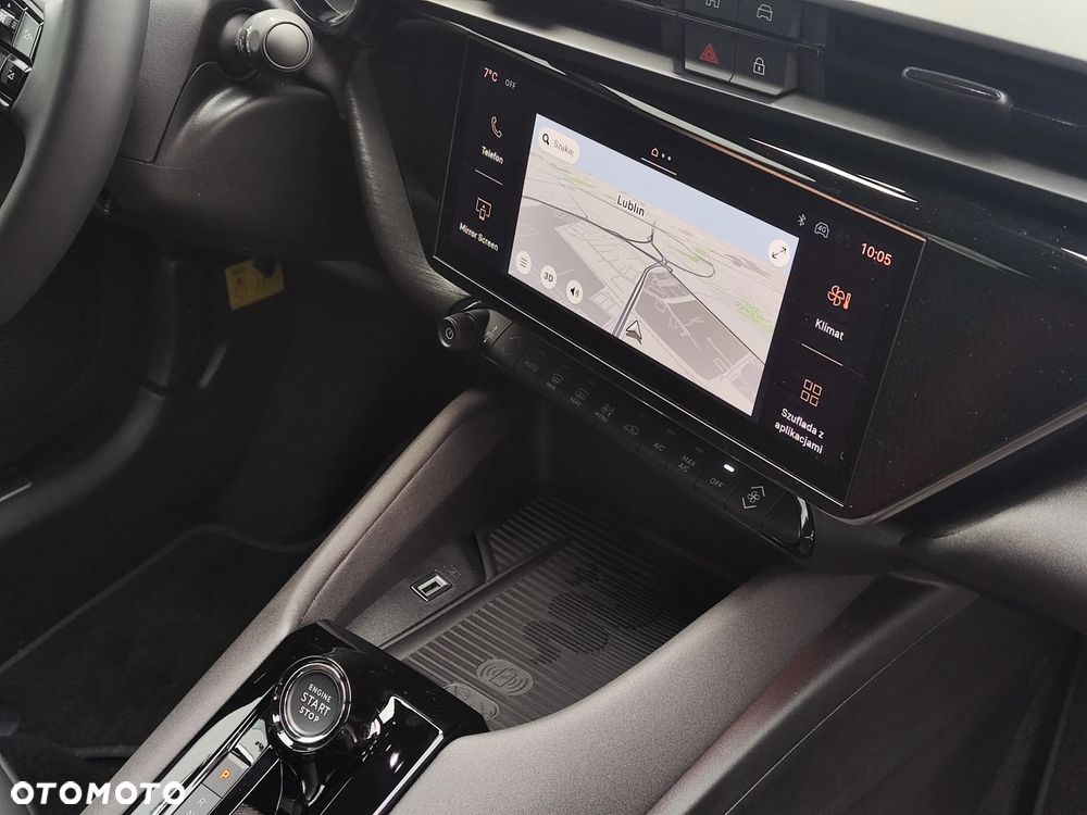 Alfa Romeo Junior 1.2 mHEV Ibrida eDCT - 26