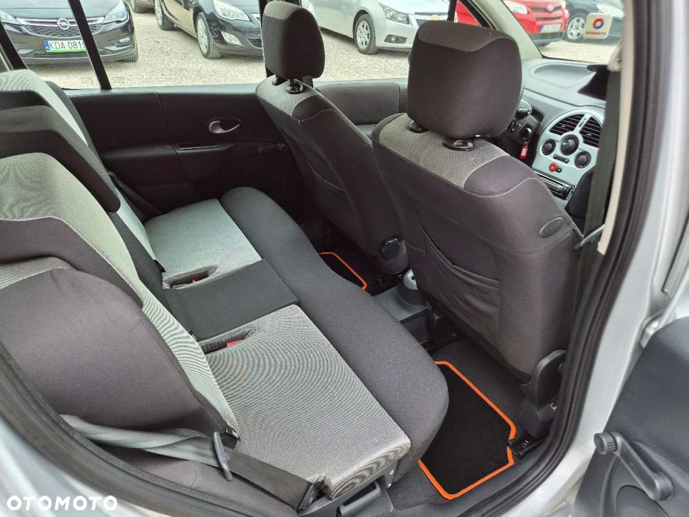 Renault Modus - 18