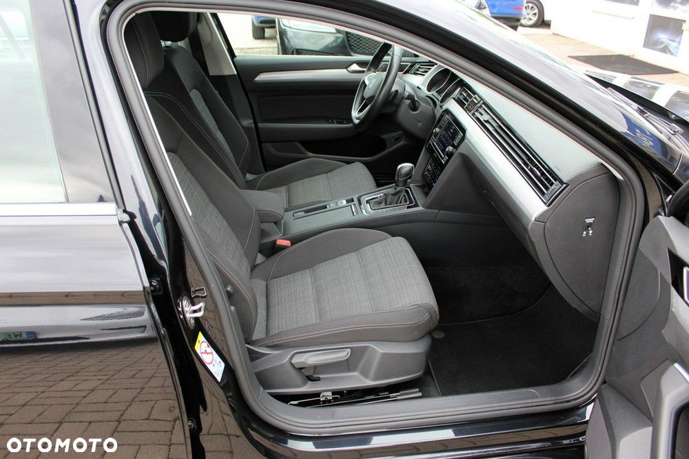 Volkswagen Passat 1.5 TSI EVO Business DSG - 11